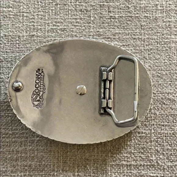 Silver  belt buckle - Picture 2 of 2